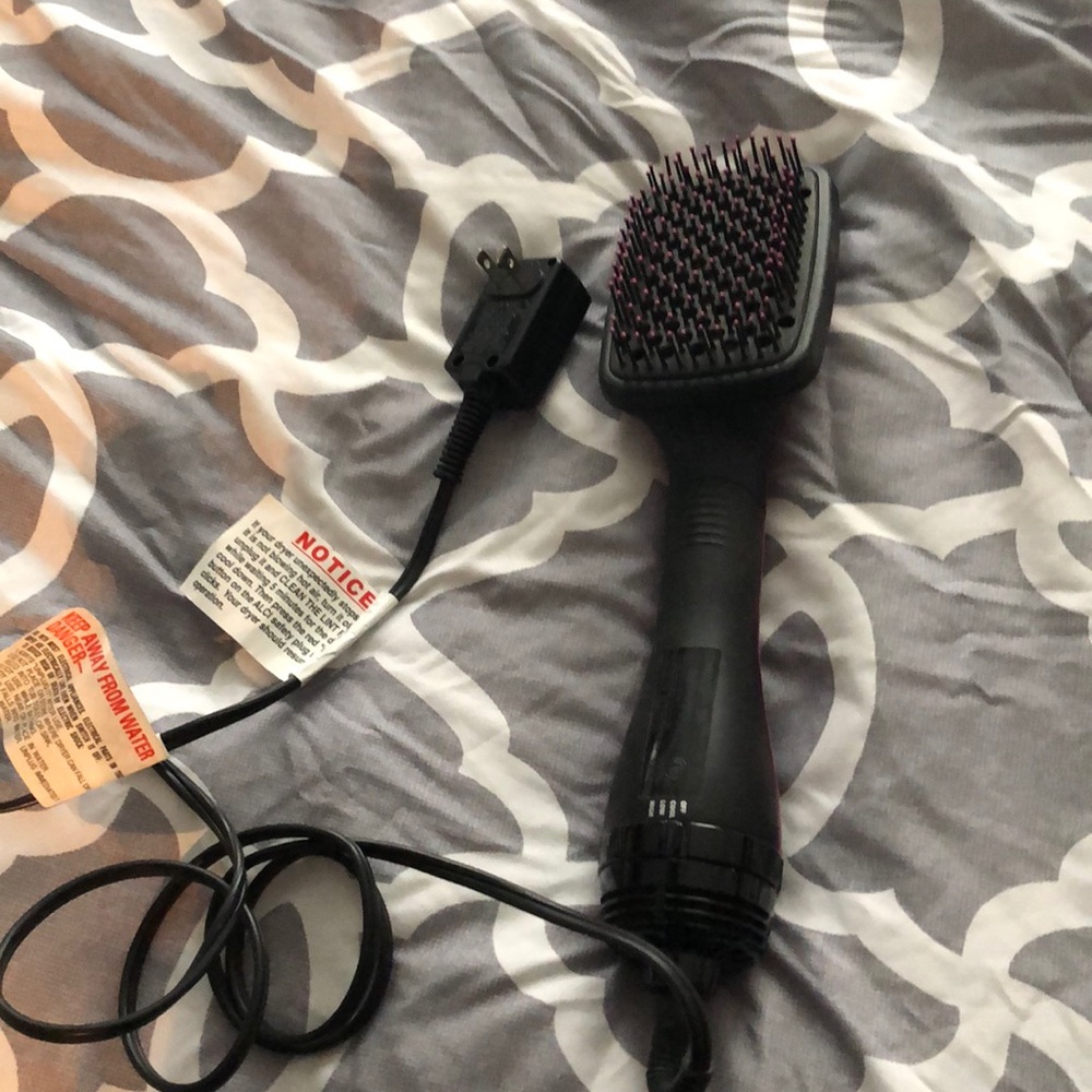 Revlon hair dryer/ straighten